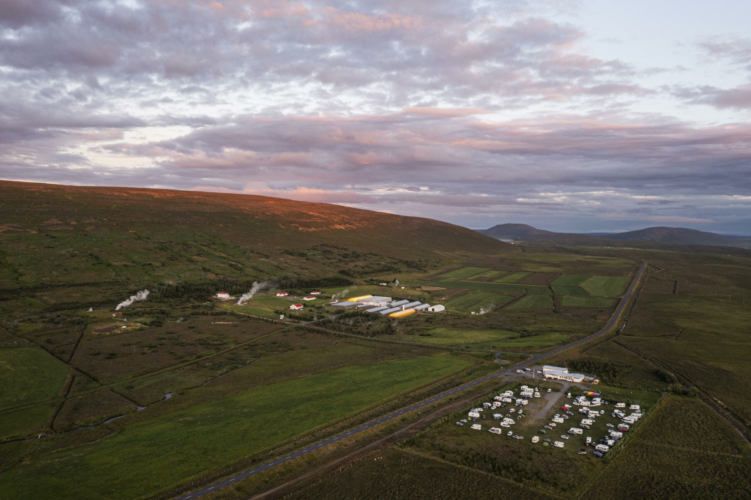 Village dans une campagne en vue aérienne